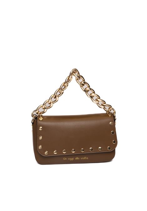 Brown brenda baguette shoulder bag LE PANDORINE | 24XAILASBRENDABAGUETTE-02